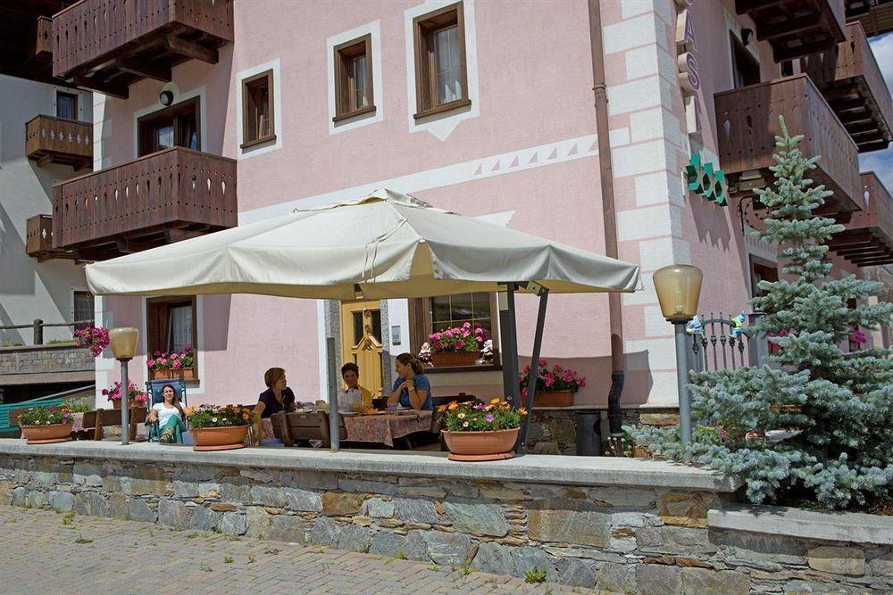 Garni Oasi Hotel Livigno Eksteriør billede