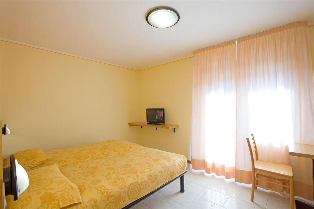 Garni Oasi Hotel Livigno Eksteriør billede