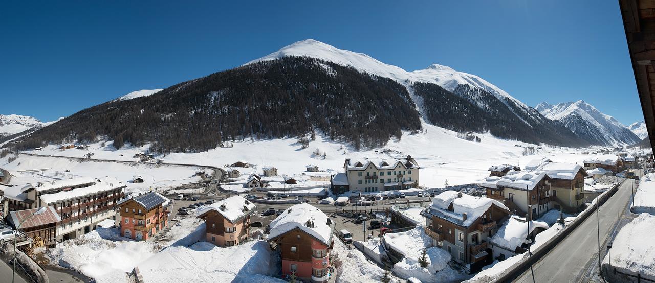 Garni Oasi Hotel Livigno Eksteriør billede