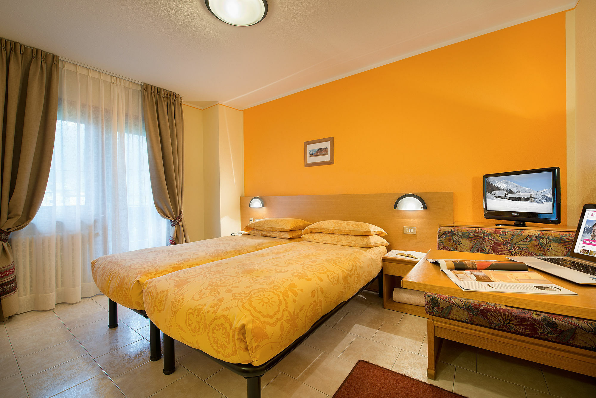 Garni Oasi Hotel Livigno Eksteriør billede